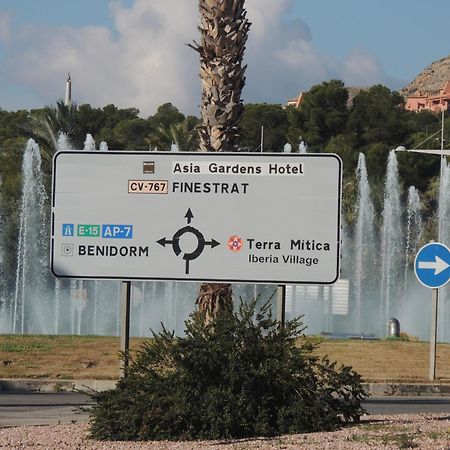 Sierra Cortina Resort Finestrat Bagian luar foto
