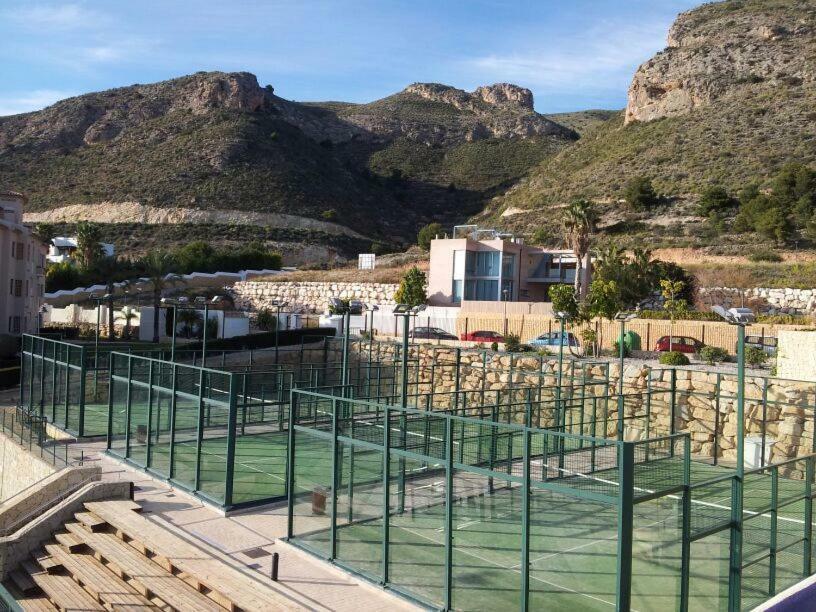 Sierra Cortina Resort Finestrat Bagian luar foto