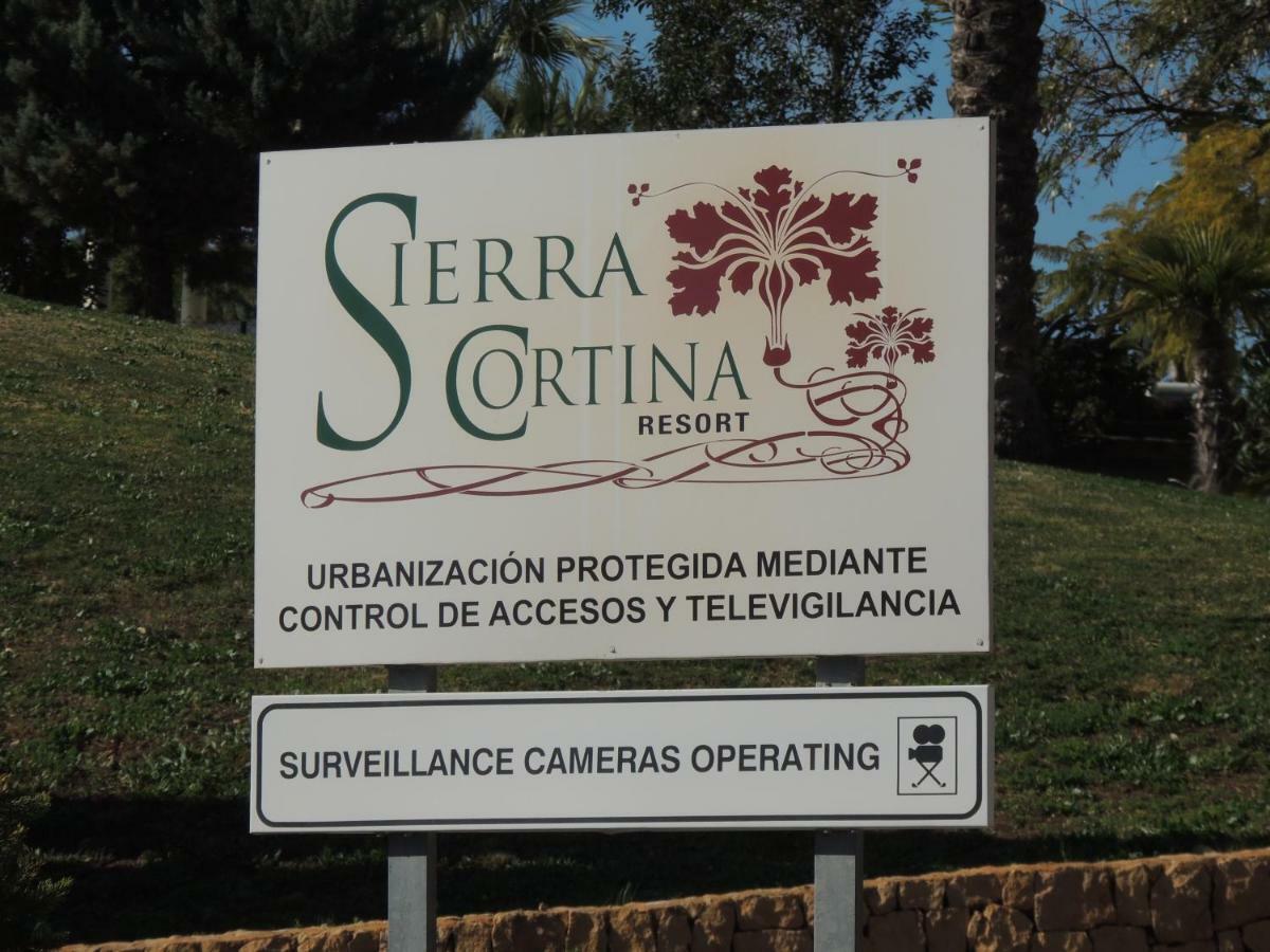 Sierra Cortina Resort Finestrat Bagian luar foto
